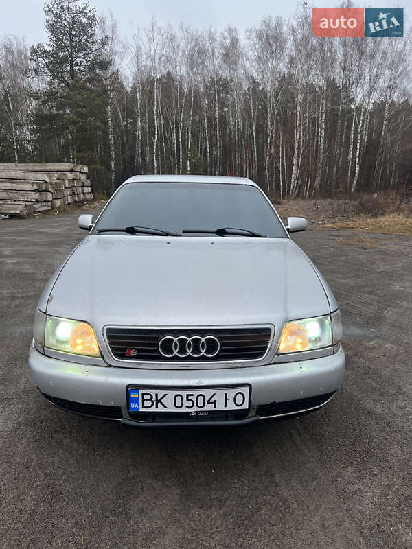 Седан Audi A6 1996 в Владимирце