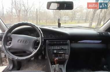 Седан Audi A6 1995 в 