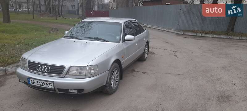 Седан Audi A6 1995 в Запорожье