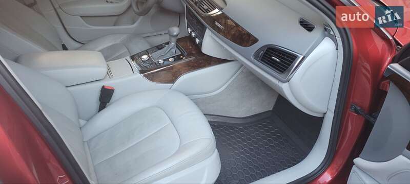 Седан Audi A6 2013 в Каменском