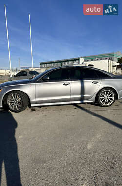 Седан Audi A6 2015 в 