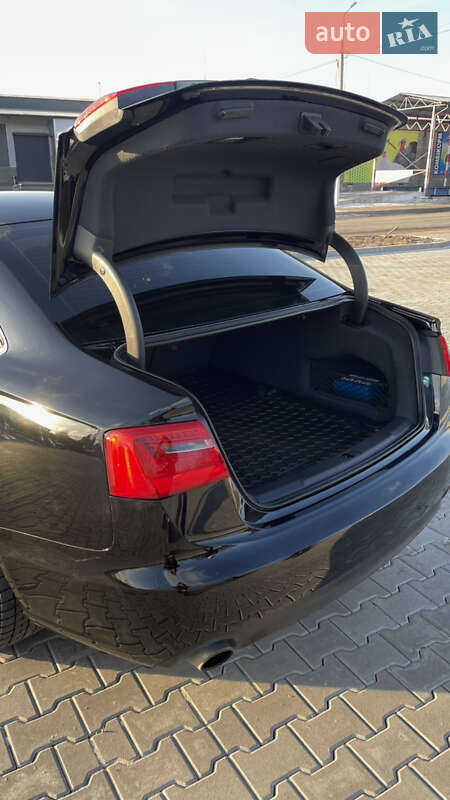 Седан Audi A6 2013 в Сарнах