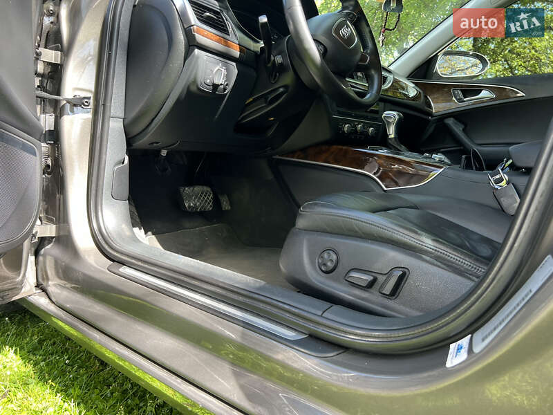 Седан Audi A6 2012 в Жовкве