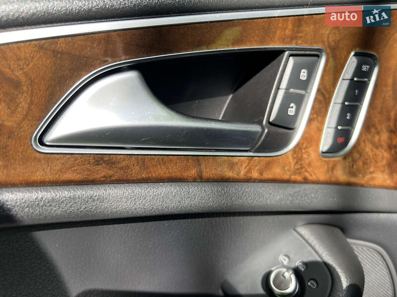 Седан Audi A6 2012 в Жовкве