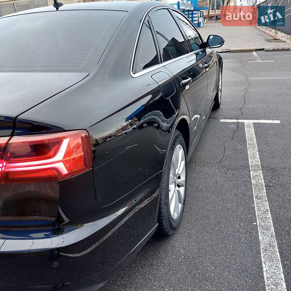 Седан Audi A6 2016 в Киеве