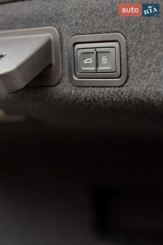 Седан Audi A6 2016 в Луцьку