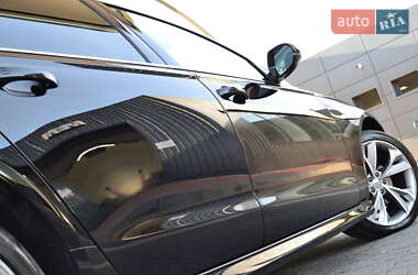 Седан Audi A6 2015 в 