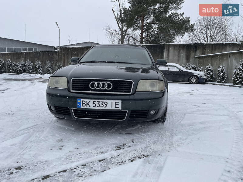 Седан Audi A6 2003 в Сарнах