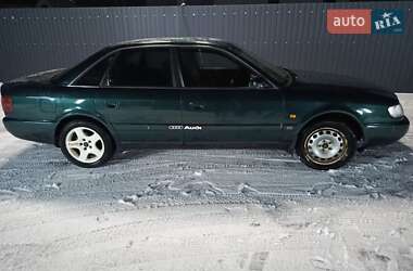 Седан Audi A6 1996 в Острозі