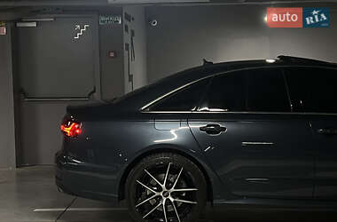 Седан Audi A6 2016 в 