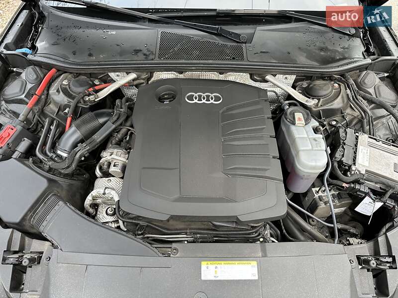 Универсал Audi A6 2019 в Киеве