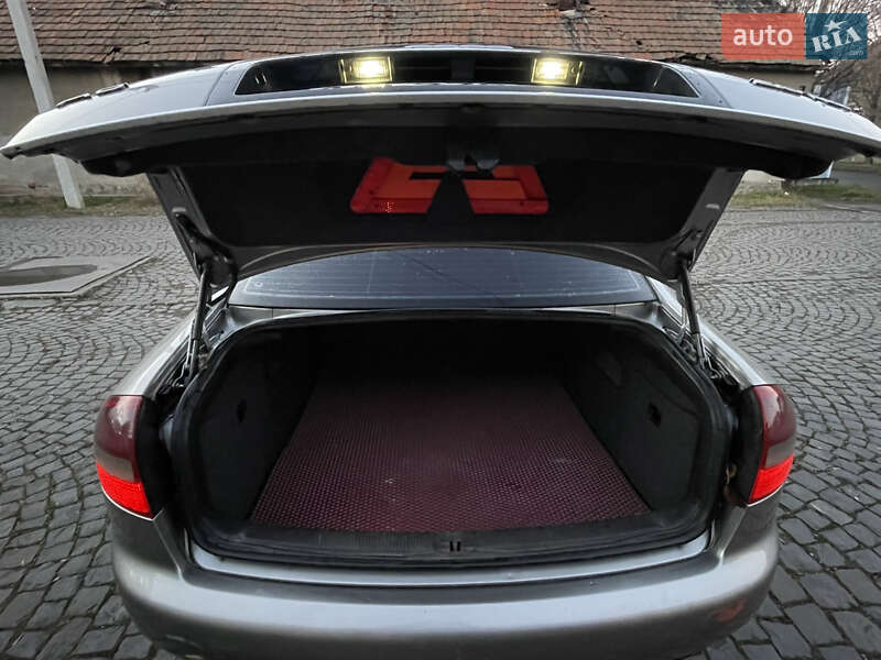 Седан Audi A6 2002 в Берегово