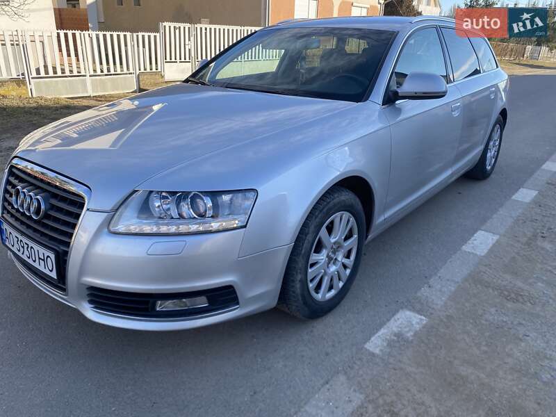 Седан Audi A6 2010 в Ужгороде