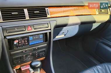 Седан Audi A6 1998 в 