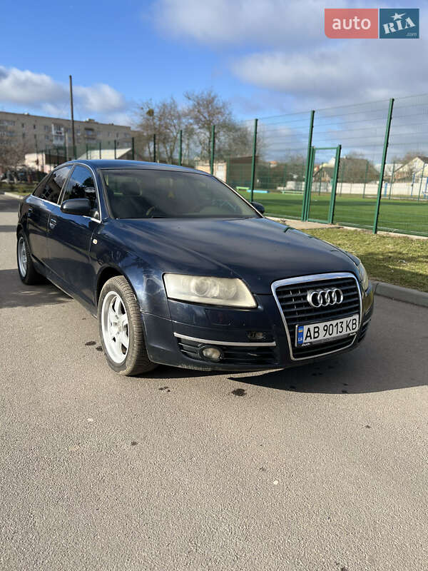 Седан Audi A6 2004 в Калиновке
