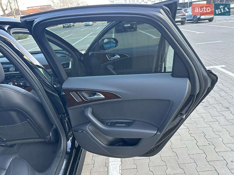 Седан Audi A6 2015 в Черновцах