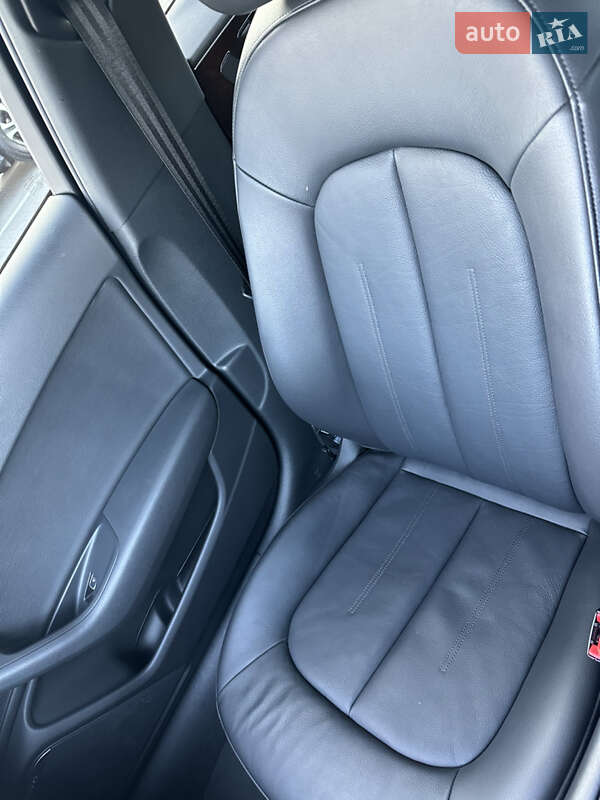 Седан Audi A6 2015 в Черновцах