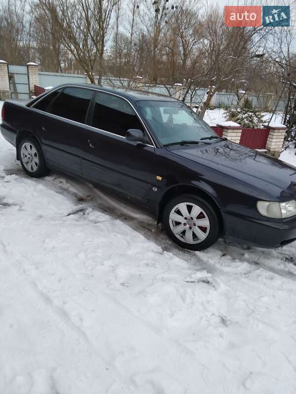 Седан Audi A6 1996 в Кременце