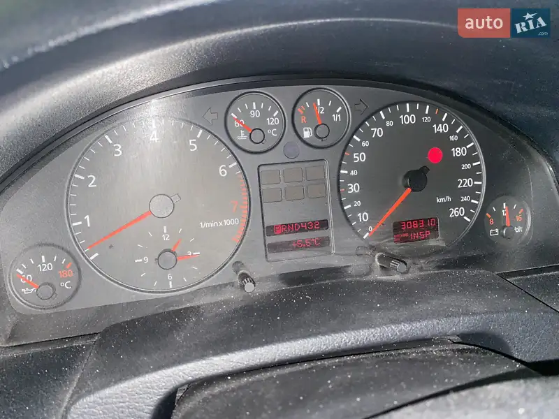 Седан Audi A6 1998 в 