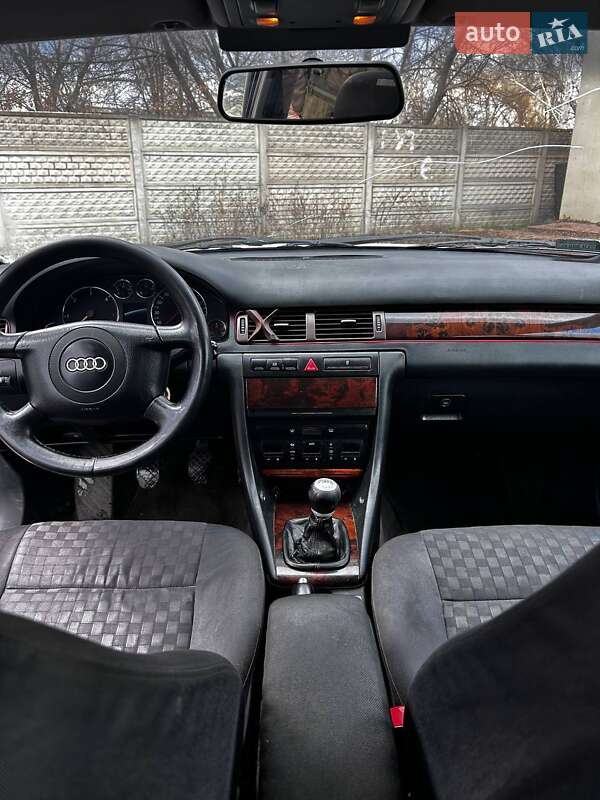 Универсал Audi A6 2000 в Костополе