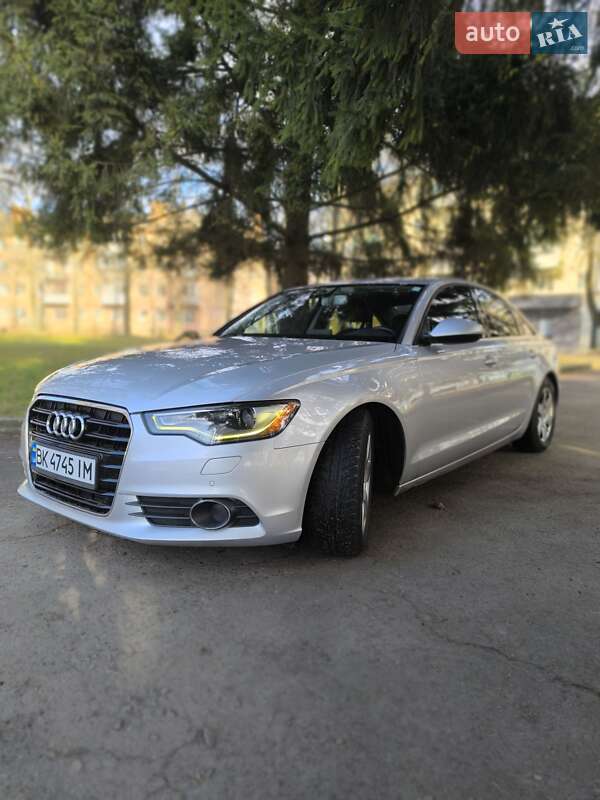 Седан Audi A6 2012 в Ровно