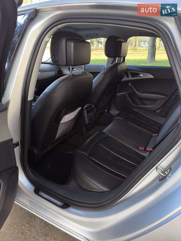 Седан Audi A6 2012 в Ровно