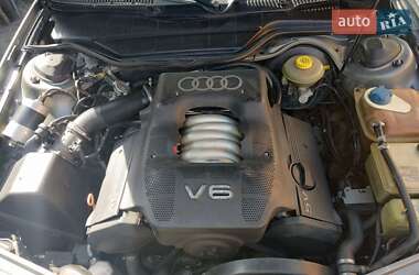 Седан Audi A6 1996 в 