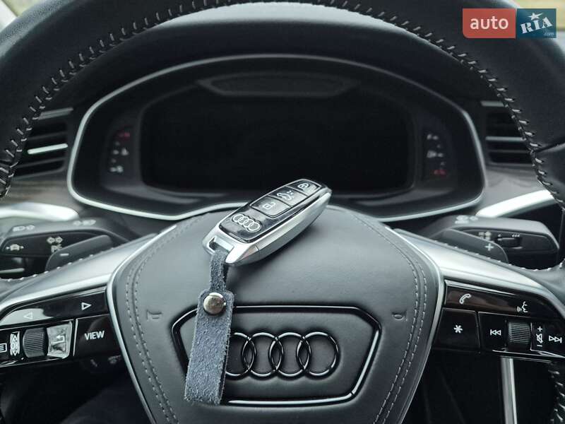 Седан Audi A6 2020 в Киеве