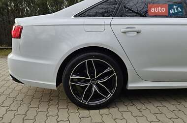 Седан Audi A6 2015 в 