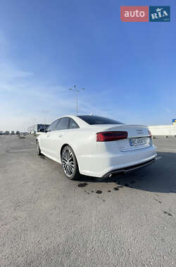 Седан Audi A6 2016 в 