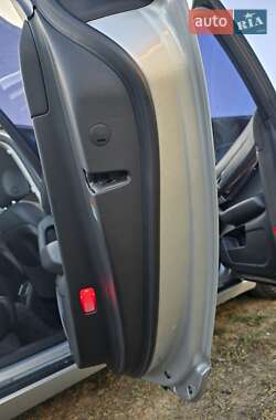 Седан Audi A6 2010 в 