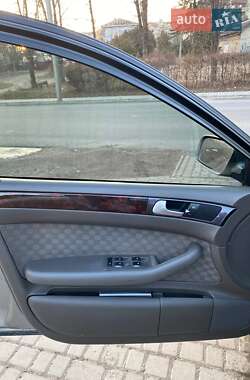 Универсал Audi A6 2003 в 