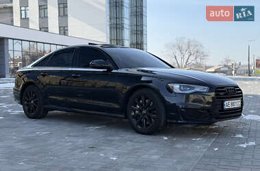 Седан Audi A6 2015 в 