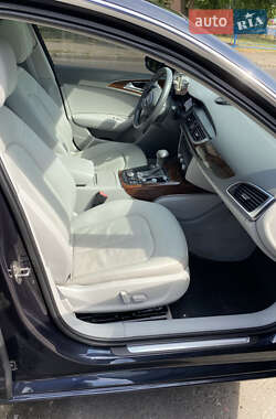 Седан Audi A6 2012 в 