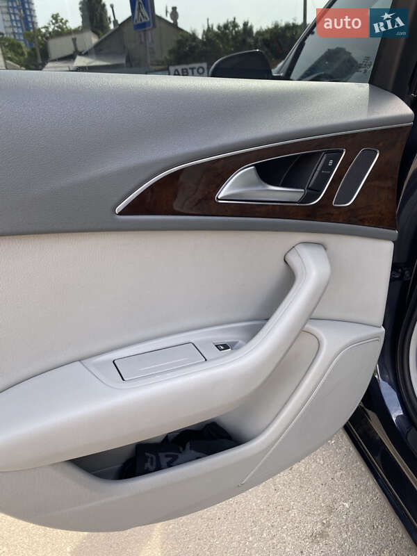 Седан Audi A6 2012 в Одессе