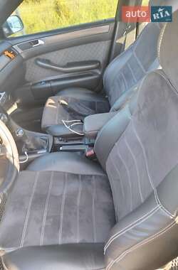 Седан Audi A6 1998 в Новоукраинке