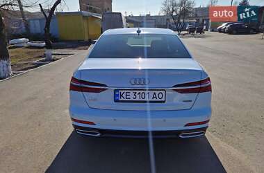 Седан Audi A6 2019 в 