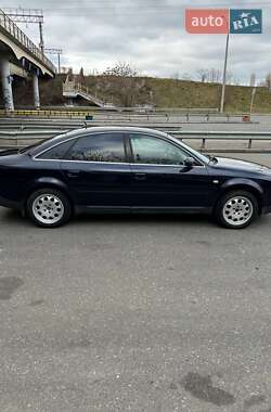 Седан Audi A6 2002 в 
