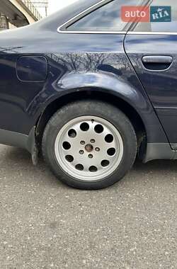Седан Audi A6 2002 в 