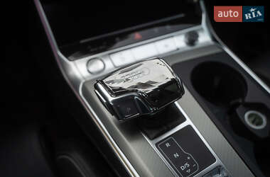 Седан Audi A6 2018 в 