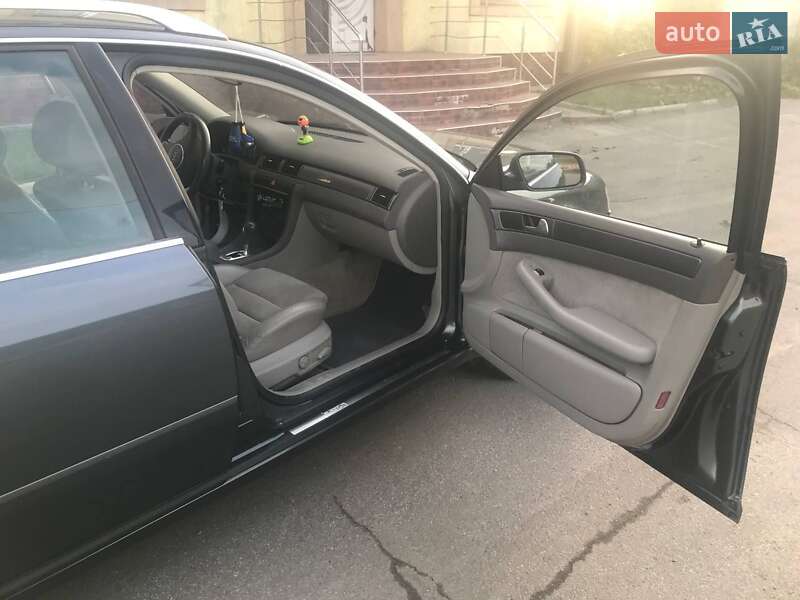 Универсал Audi A6 2004 в Киеве