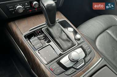 Седан Audi A6 2015 в 