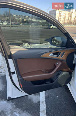Седан Audi A6 2015 в 
