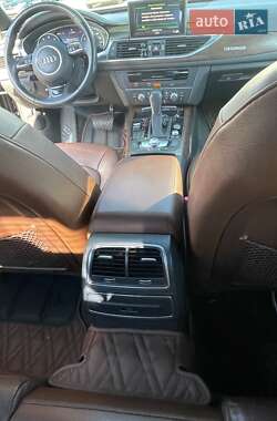 Седан Audi A6 2015 в 