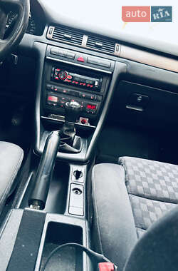 Седан Audi A6 2000 в 