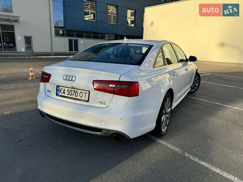 Седан Audi A6 2014 в Киеве