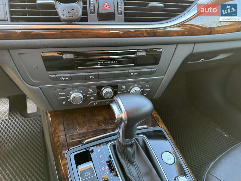 Седан Audi A6 2014 в Киеве