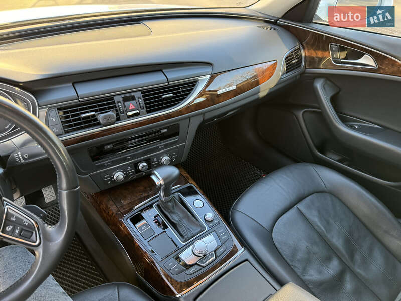 Седан Audi A6 2014 в Киеве