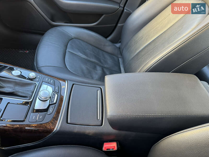 Седан Audi A6 2014 в Киеве