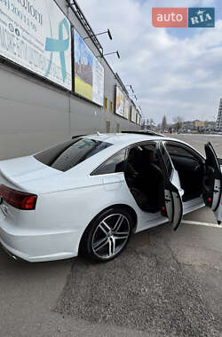 Седан Audi A6 2015 в 